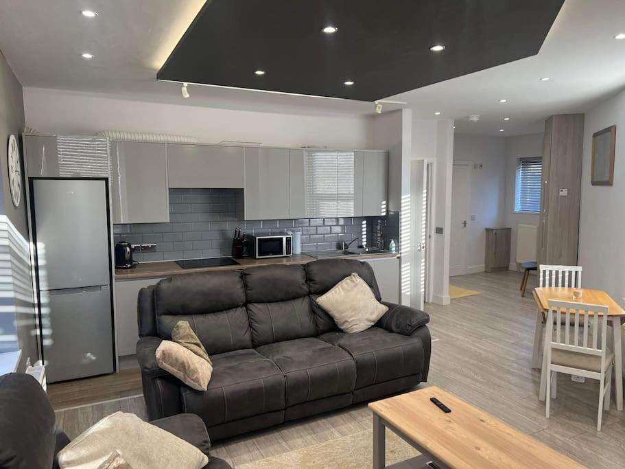1 Bedroom Flat, Fully Furnished Кингстон-апон-Халл Экстерьер фото